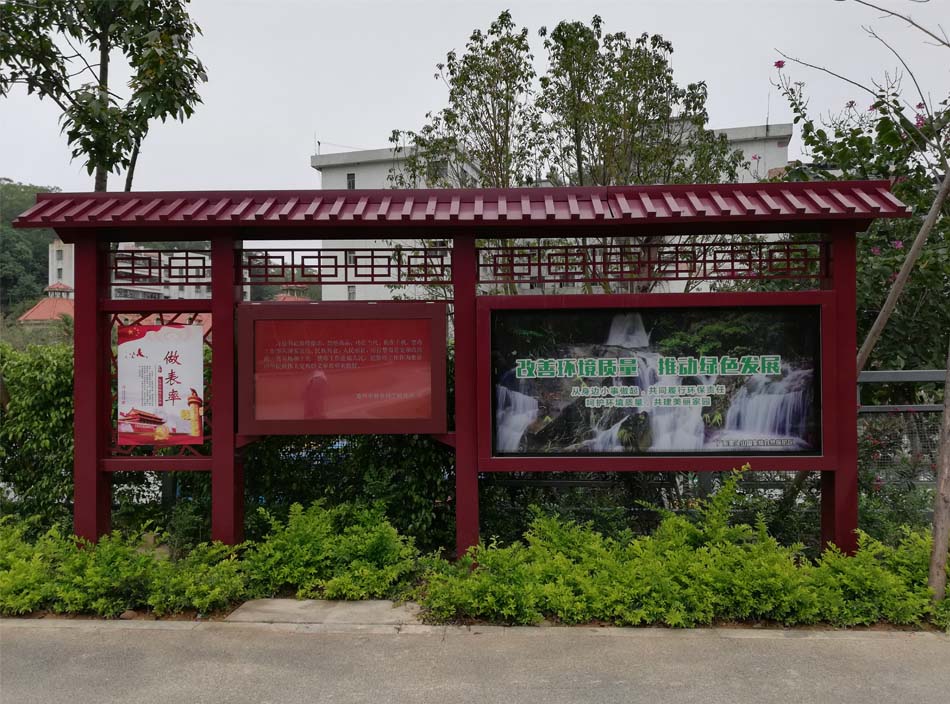 戶外廣告機(jī)，觸控大屏