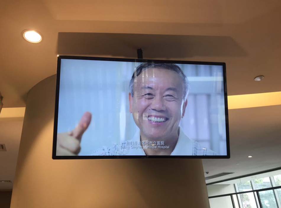 觸摸查詢機(jī)，壁掛廣告機(jī)